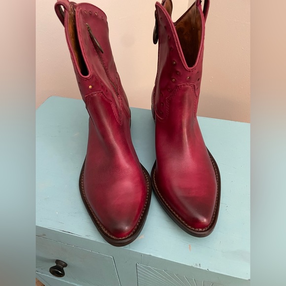 COPY - 🛍️2XHP🛍️ NIB LUCKY BRAND Red Western Boots - Picture 4 of 11